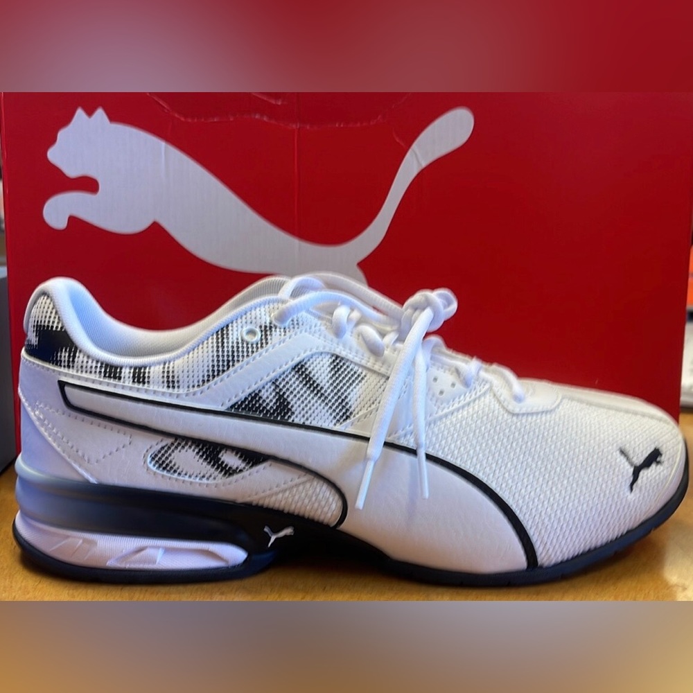 PUMA Mens Tazon 6 Running Shoe White/Black - New